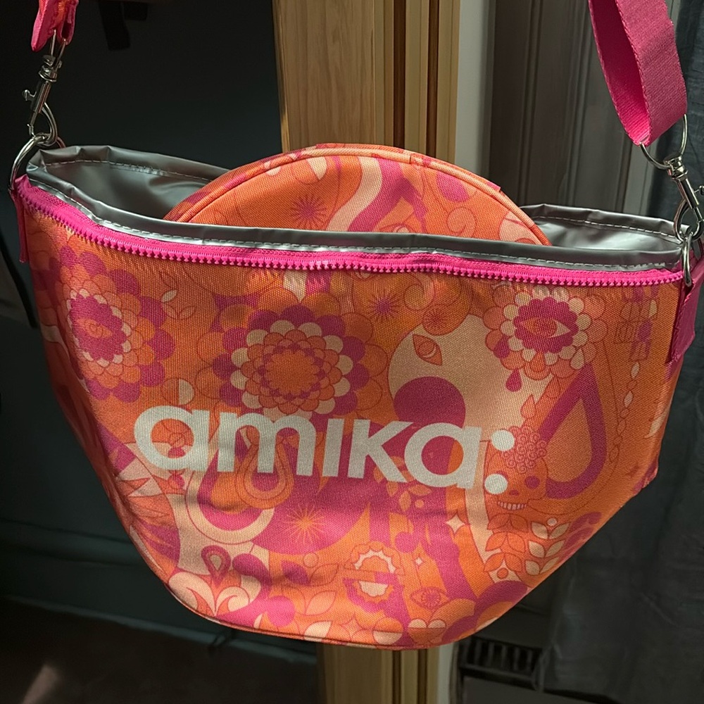 Amika cooler bag